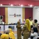 Para Nasabah Mengantri di Layanan Kantor Cabang Utama Bank Jambi